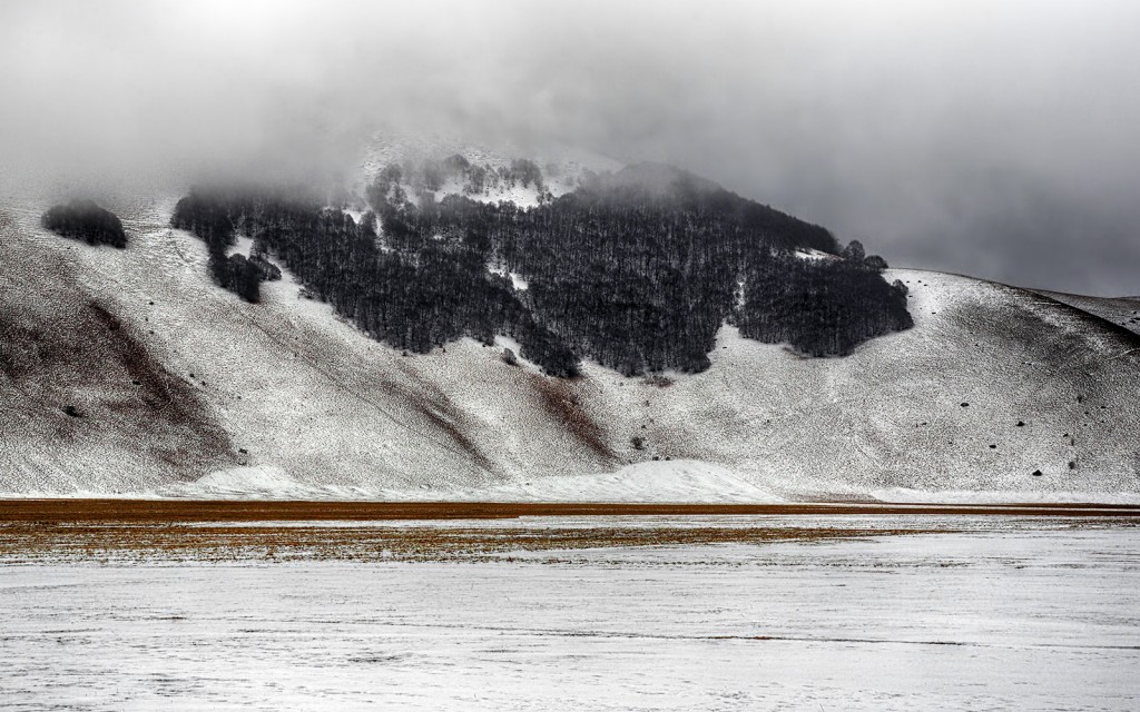  Pian Grande, inverno. Monti Sibillini.